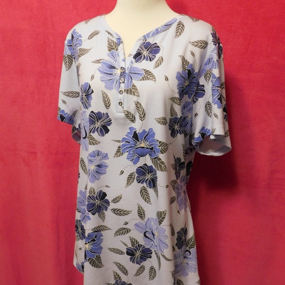 Karen Scott Plus Size Printed Short-Sleeve Henley - Picture 2 of 5